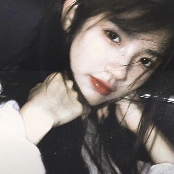 拽妹黛薇儿第一季 海报